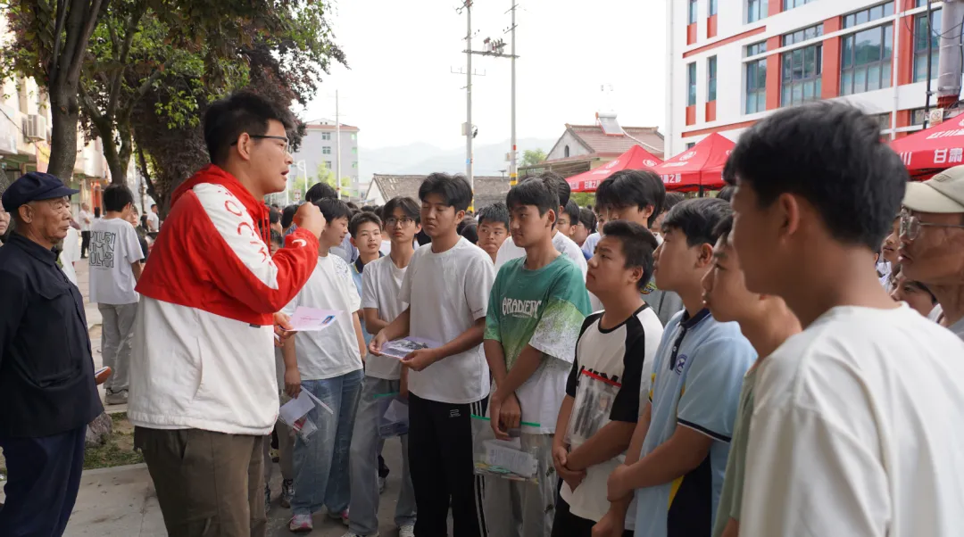 两当少年 中考加油!-第6张图片-四季读书网 两当少年 中考加油!-第6张图片-四季读书网