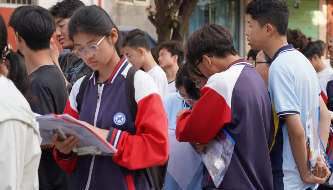 两当少年 中考加油!-第8张图片-四季读书网 两当少年 中考加油!-第8张图片-四季读书网