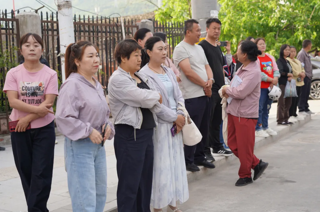 两当少年 中考加油!-第18张图片-四季读书网 两当少年 中考加油!-第18张图片-四季读书网
