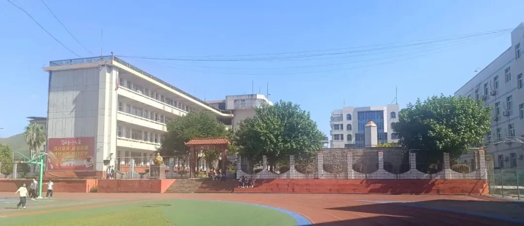 致抚市中学中考考点周边居民的一封信-第1张图片-四季读书网 致抚市中学中考考点周边居民的一封信-第1张图片-四季读书网