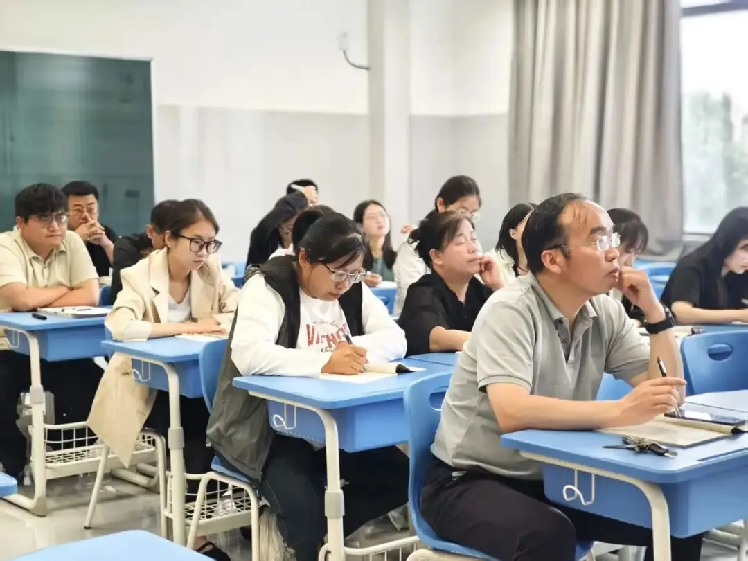 以模拟促备战 以严纪正学风|我校高一年级召开学业水平模拟考试考务会-第7张图片-四季读书网