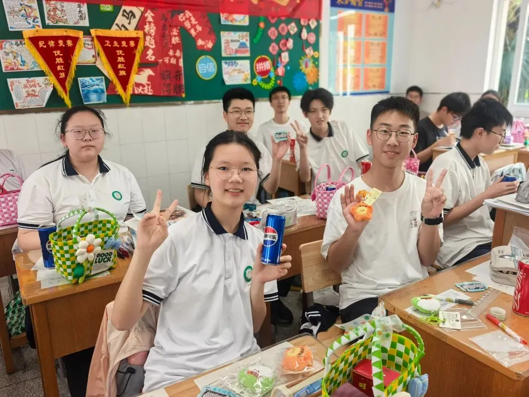 中考加油① | 不负时光,做自己的冠军——新北区实验中学举行2026届加油仪式-第11张图片-四季读书网 中考加油① | 不负时光,做自己的冠军——新北区实验中学举行2026届加油仪式-第11张图片-四季读书网