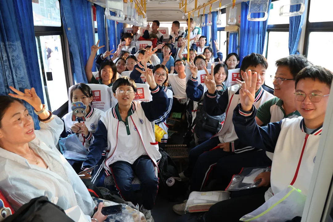 中考落幕,海阳3680名初四学子再启新程,奔赴山海-第14张图片-四季读书网