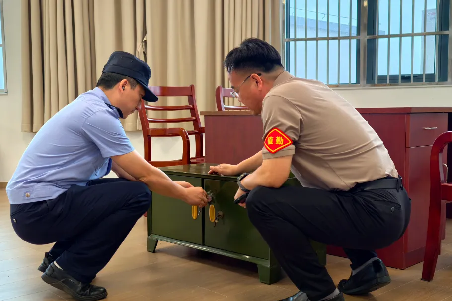 “警”随中考,为梦护航-第20张图片-四季读书网