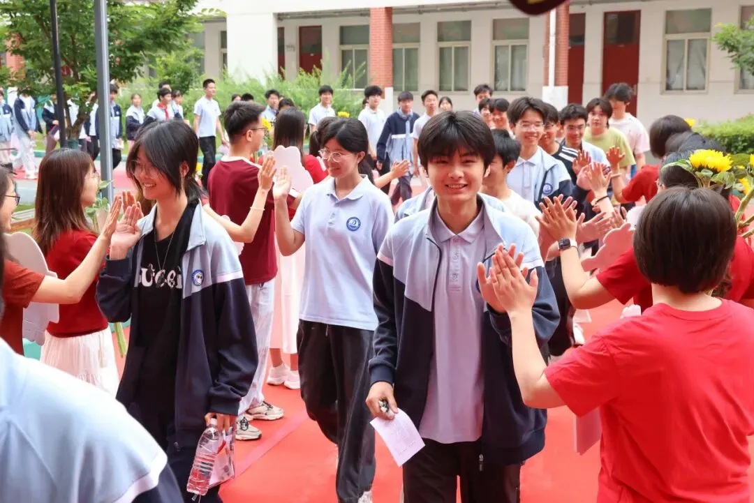 中考首日,少年出征!-第16张图片-四季读书网