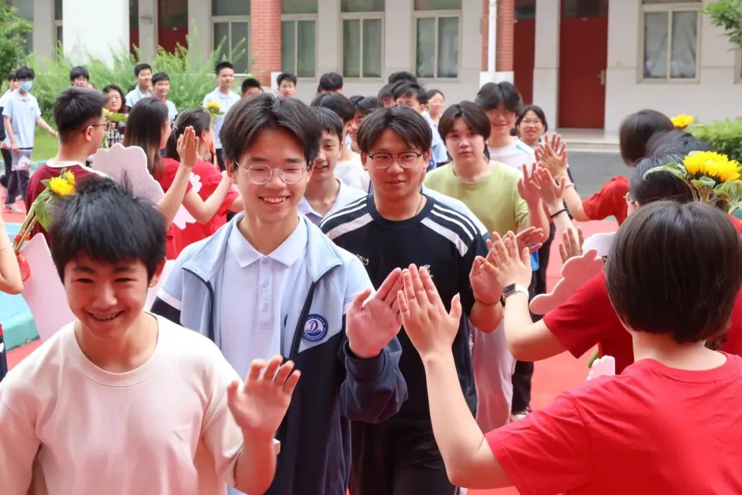 中考首日,少年出征!-第20张图片-四季读书网