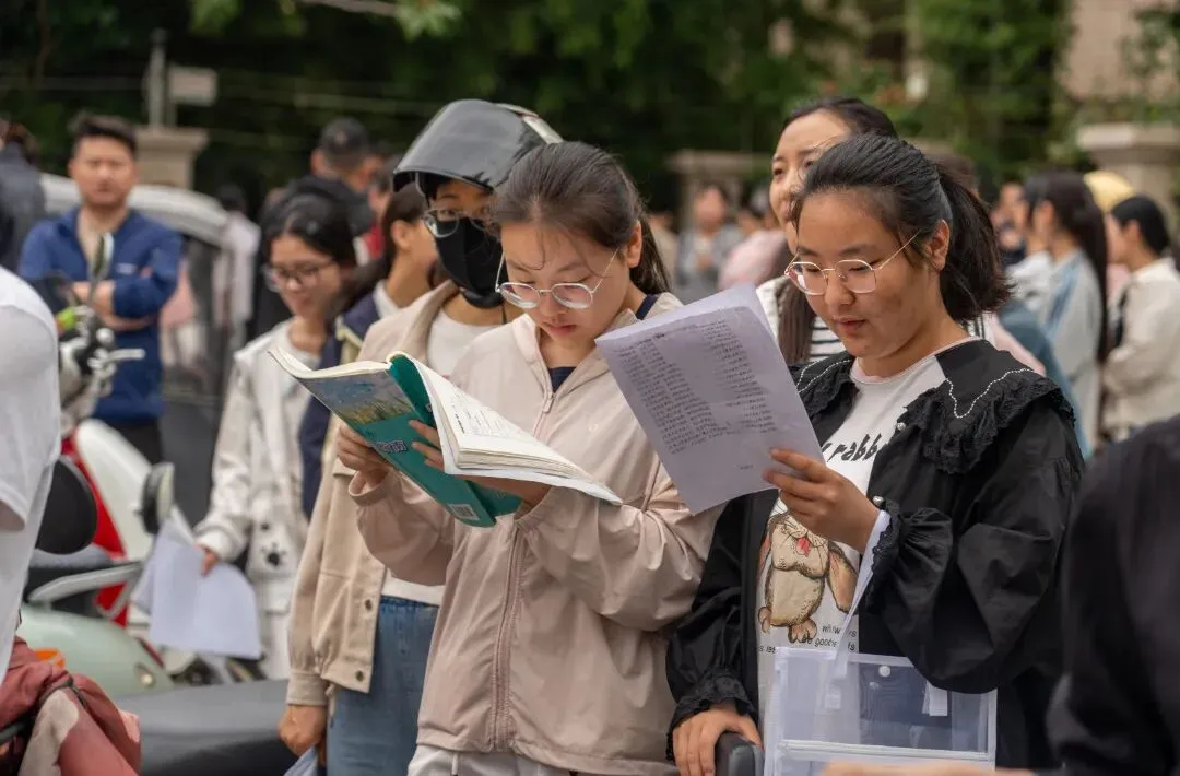 中考首日,旗开得胜!-第5张图片-四季读书网 中考首日,旗开得胜!-第5张图片-四季读书网