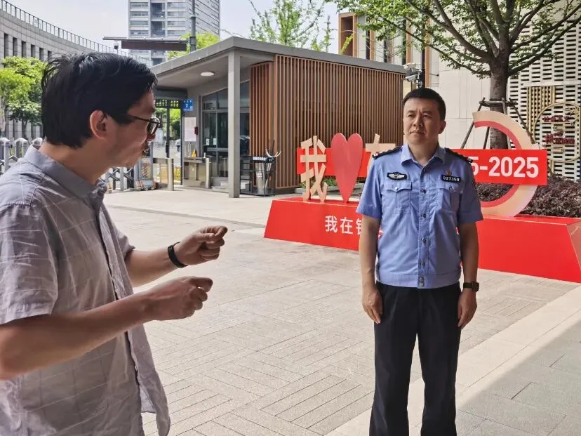 中考加油丨笔墨逐光 藏蓝护航-第17张图片-四季读书网 中考加油丨笔墨逐光 藏蓝护航-第17张图片-四季读书网