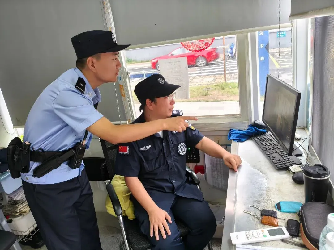 中考加油丨笔墨逐光 藏蓝护航-第19张图片-四季读书网 中考加油丨笔墨逐光 藏蓝护航-第19张图片-四季读书网