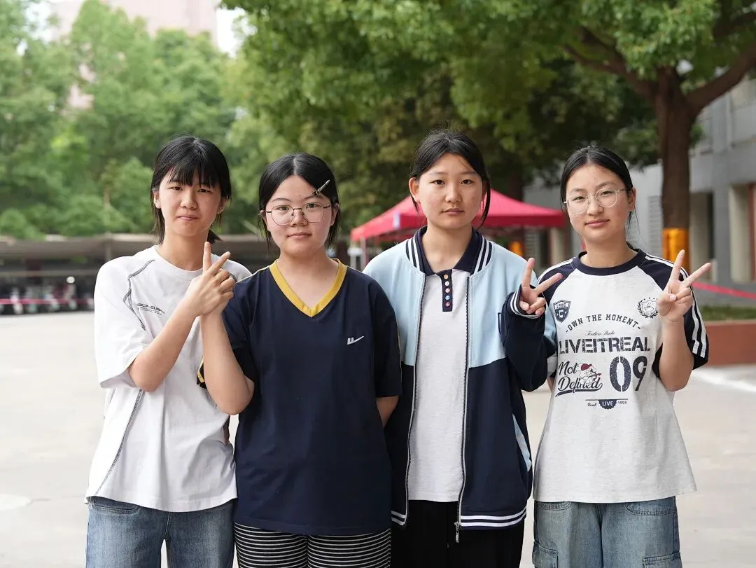 中考圆满落幕,少年昂首赴新程-第27张图片-四季读书网 中考圆满落幕,少年昂首赴新程-第27张图片-四季读书网