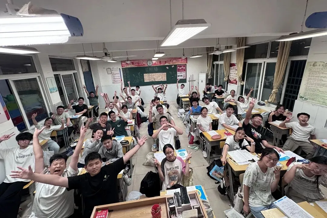 中考圆满落幕,少年昂首赴新程-第33张图片-四季读书网 中考圆满落幕,少年昂首赴新程-第33张图片-四季读书网