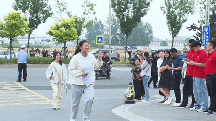 响水少年,加油!直击中考首日-第12张图片-四季读书网 响水少年,加油!直击中考首日-第12张图片-四季读书网