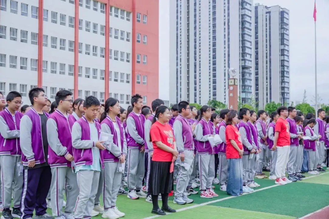 中考直击|今天,他们“主场作战”:满分Buff已叠满!-第12张图片-四季读书网 中考直击|今天,他们“主场作战”:满分Buff已叠满!-第12张图片-四季读书网