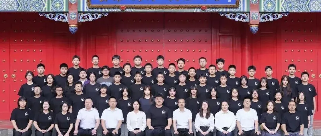 中考直击|今天,他们“主场作战”:满分Buff已叠满!-第33张图片-四季读书网 中考直击|今天,他们“主场作战”:满分Buff已叠满!-第33张图片-四季读书网