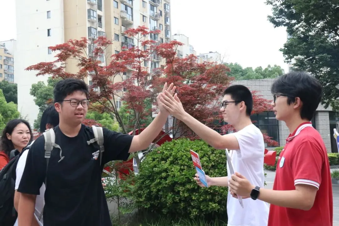 中考加油 | 少年不惧,彼方尚有荣光-第36张图片-四季读书网 中考加油 | 少年不惧,彼方尚有荣光-第36张图片-四季读书网