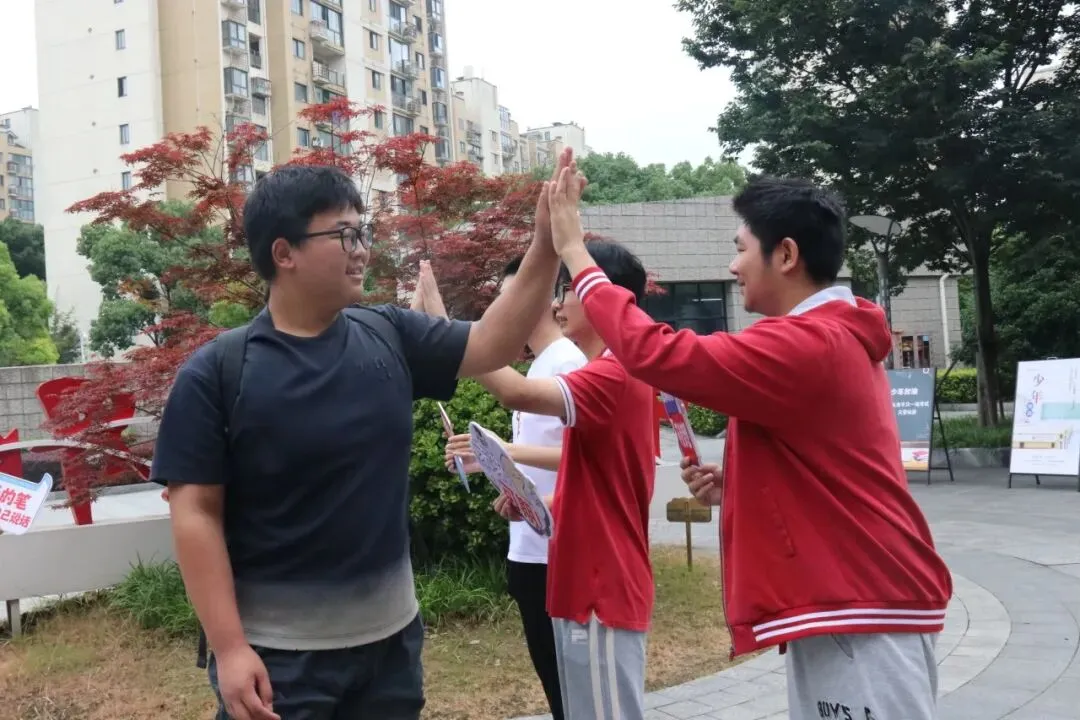 中考加油 | 少年不惧,彼方尚有荣光-第38张图片-四季读书网 中考加油 | 少年不惧,彼方尚有荣光-第38张图片-四季读书网