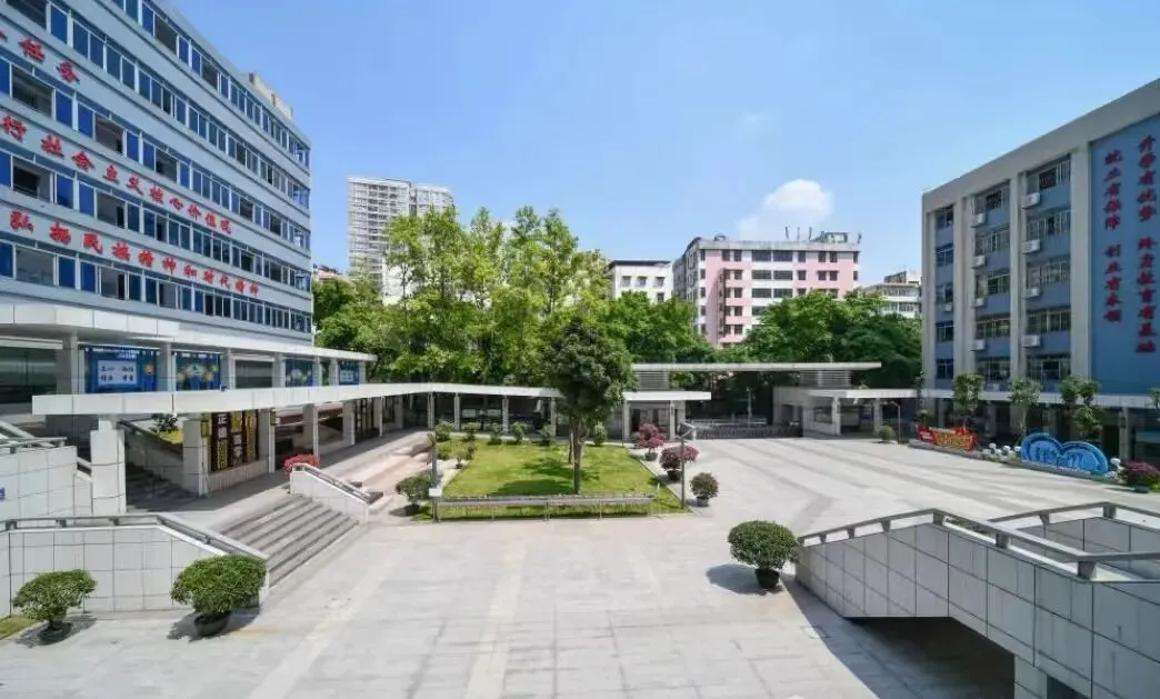 2026广州中考升学指南:公办中专A类前十院校盘点-第11张图片-四季读书网 2026广州中考升学指南:公办中专A类前十院校盘点-第11张图片-四季读书网