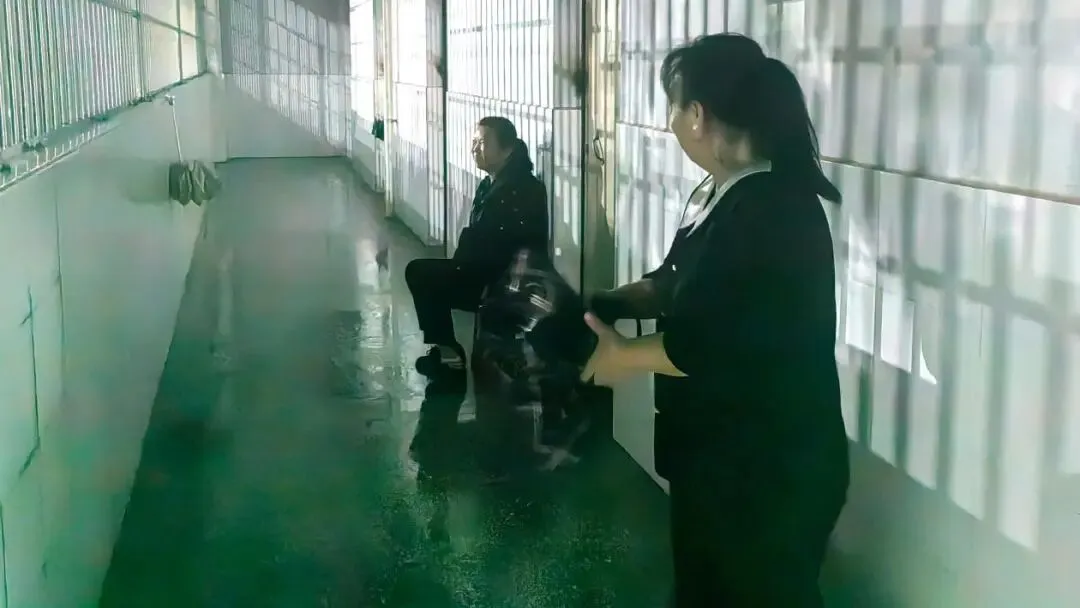 温情伴中考,守护赴芳华——弥勒市新哨中学2026中考暖心护考纪实-第16张图片-四季读书网 温情伴中考,守护赴芳华——弥勒市新哨中学2026中考暖心护考纪实-第16张图片-四季读书网