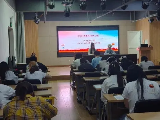 以考促学,备战四六级|我院顺利开展四六级模拟考试-第9张图片-四季读书网 以考促学,备战四六级|我院顺利开展四六级模拟考试-第9张图片-四季读书网