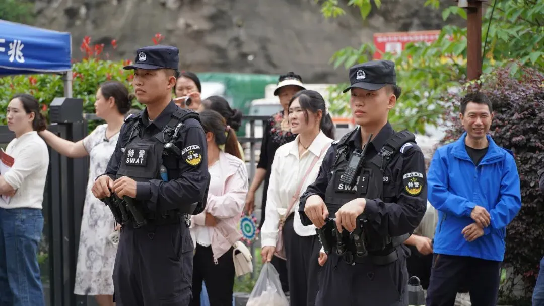 八千学子赴考场!彝良县2026年中考拉开帷幕-第6张图片-四季读书网