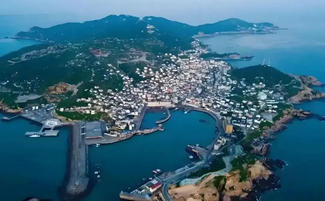 第一个取消中考的城市现身,家长开心吗?-第3张图片-四季读书网