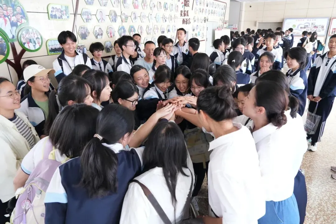 中考首日 || 少年博思千日 求实风骨 青春挥毫三天 冲十锋芒-第33张图片-四季读书网 中考首日 || 少年博思千日 求实风骨 青春挥毫三天 冲十锋芒-第33张图片-四季读书网