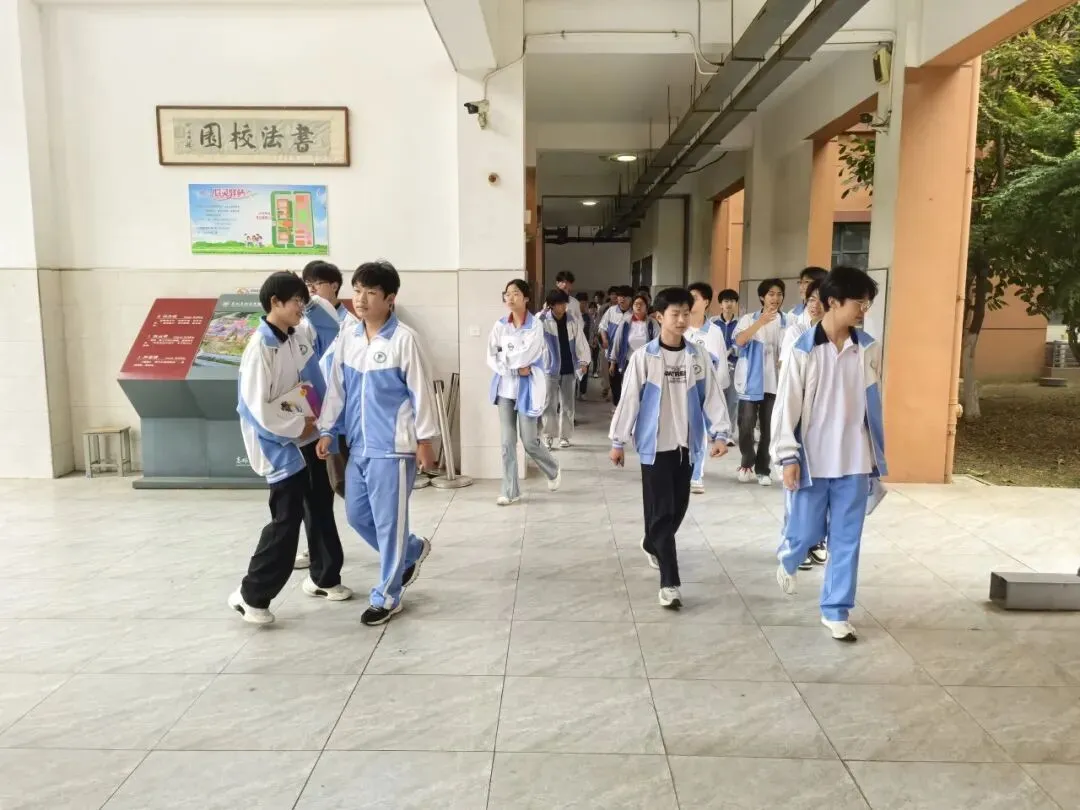 中考首日:菱塘学子,加油!-第20张图片-四季读书网 中考首日:菱塘学子,加油!-第20张图片-四季读书网