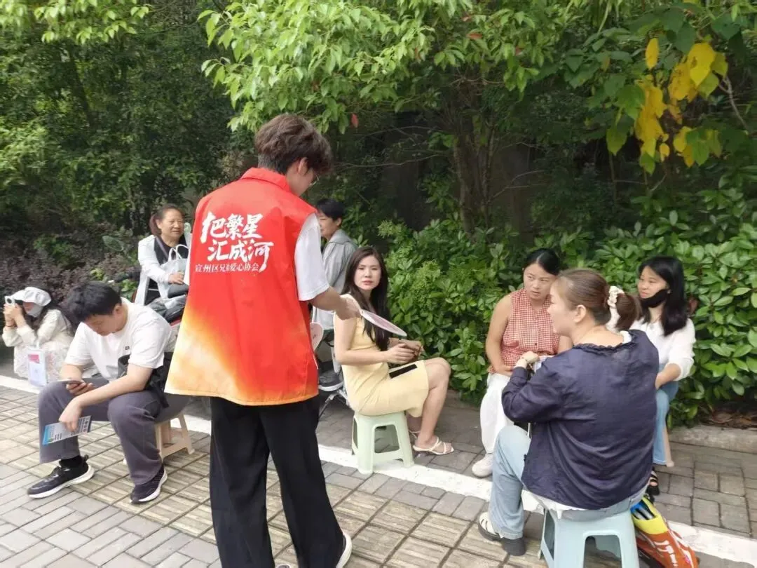 青·动态|护航中考,以爱相伴, 暖心志愿服务,为追梦少年加油-第6张图片-四季读书网