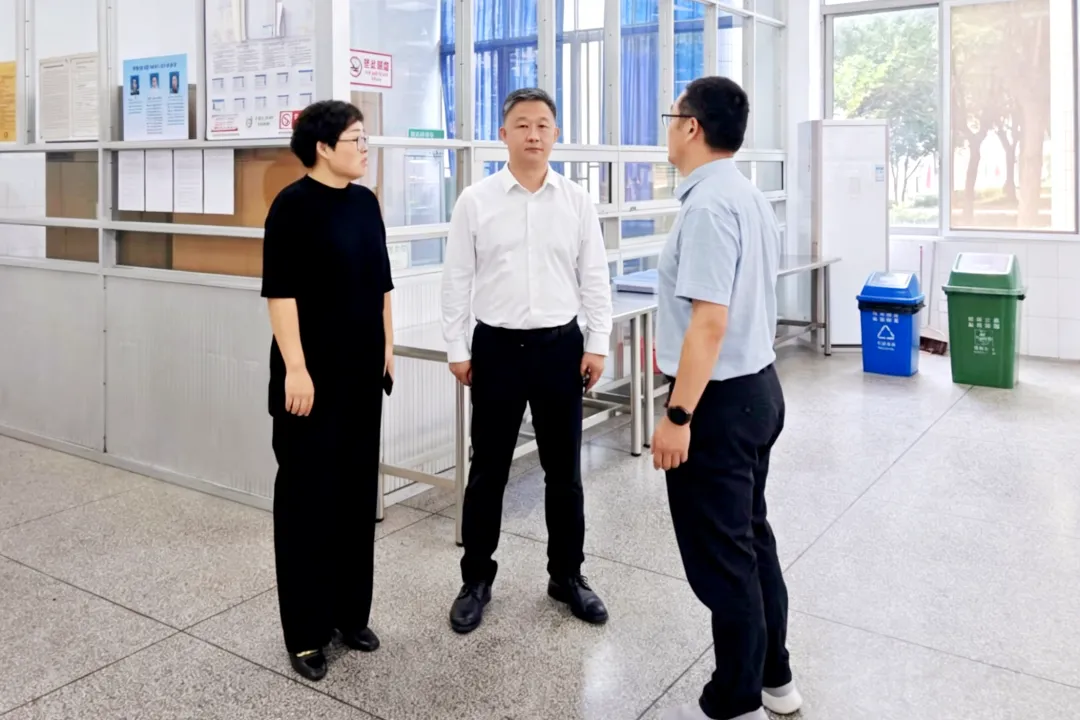 护航中考,安全先行!雪堰镇开展2026年中考保障暨校园安全生产检查-第3张图片-四季读书网 护航中考,安全先行!雪堰镇开展2026年中考保障暨校园安全生产检查-第3张图片-四季读书网