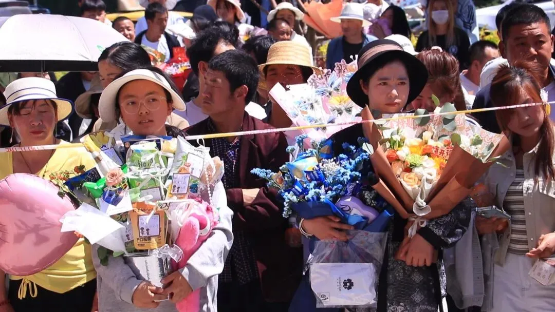 中考今日启幕!岷县13933名少年执笔逐梦迎“大考”-第12张图片-四季读书网 中考今日启幕!岷县13933名少年执笔逐梦迎“大考”-第12张图片-四季读书网