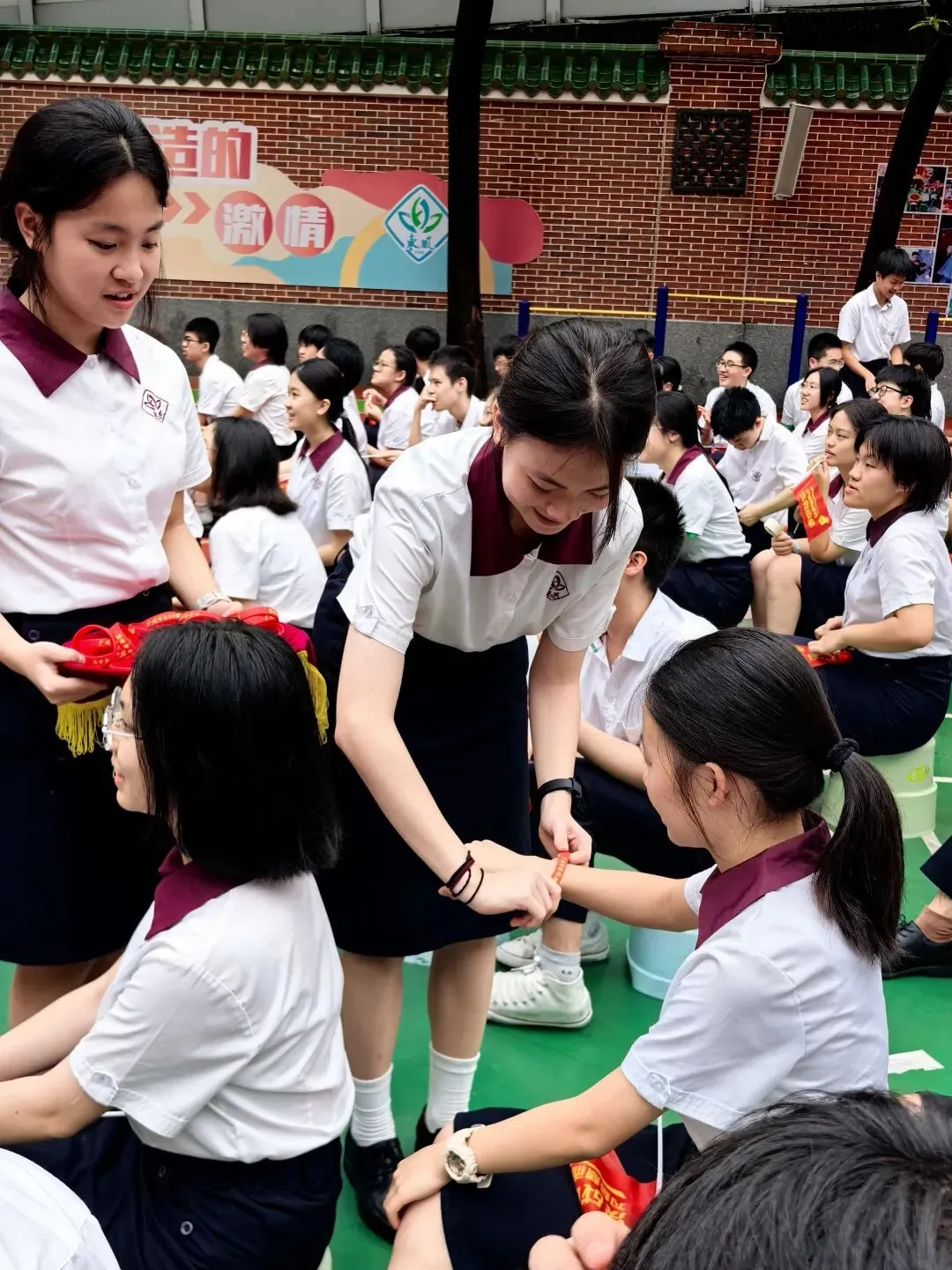 中考壮行丨策马东风劲,挥毫定乾坤——广州市东风实验学校2026届初三壮行活动-第57张图片-四季读书网