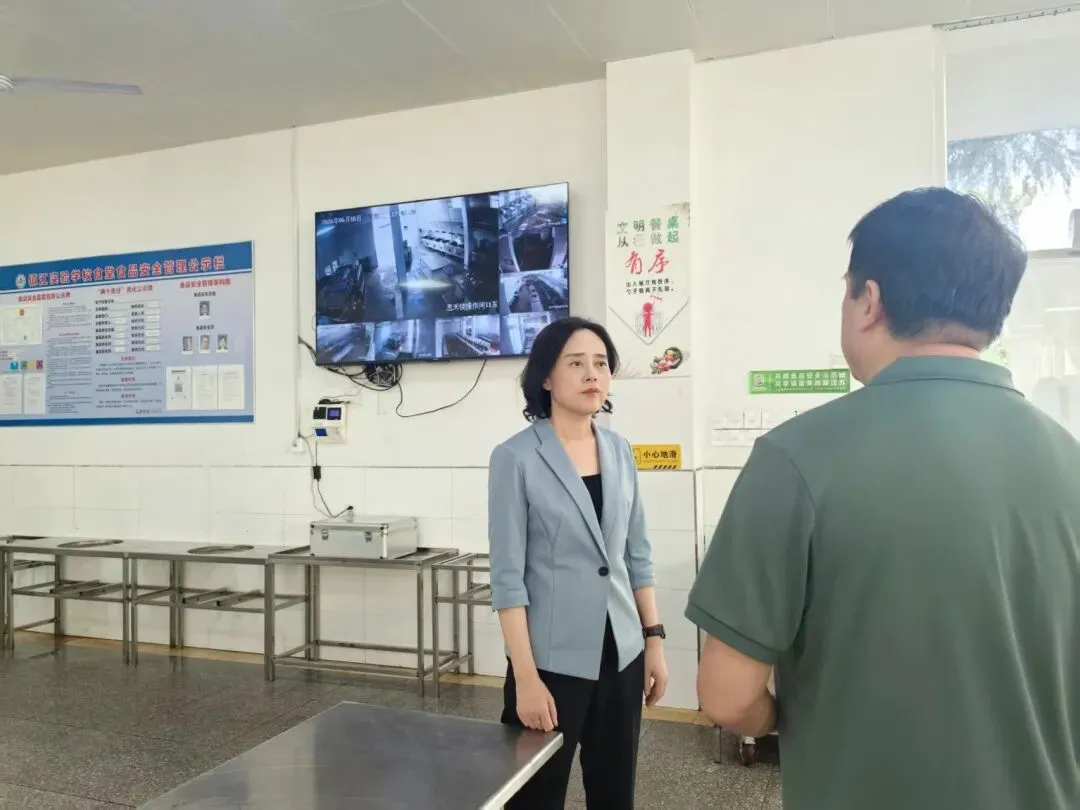 徐燕检查全区中考准备工作-第3张图片-四季读书网 徐燕检查全区中考准备工作-第3张图片-四季读书网