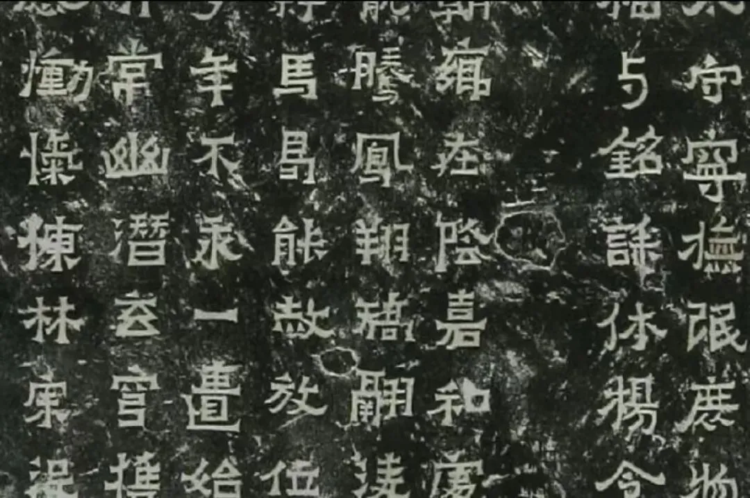 2026年云南中考作文评析及教师下水作文(一)-第30张图片-四季读书网 2026年云南中考作文评析及教师下水作文(一)-第30张图片-四季读书网