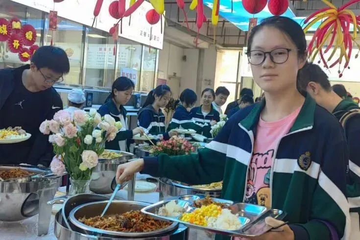 中考送考|提笔挥毫酬壮志,乘风追梦赴前程-第40张图片-四季读书网 中考送考|提笔挥毫酬壮志,乘风追梦赴前程-第40张图片-四季读书网