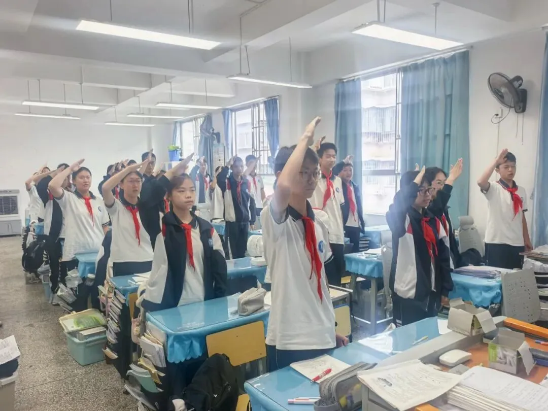 【国旗下的青春思政课】—— 静待花开,中考加油-第15张图片-四季读书网