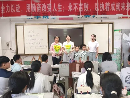 童心送暖传真情 携手助力中考行-第21张图片-四季读书网