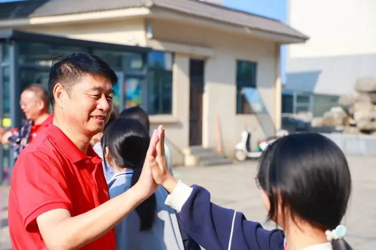 中考加油,静待少年凯歌旋——丰城厚一学校为初三学子中考壮行!-第8张图片-四季读书网