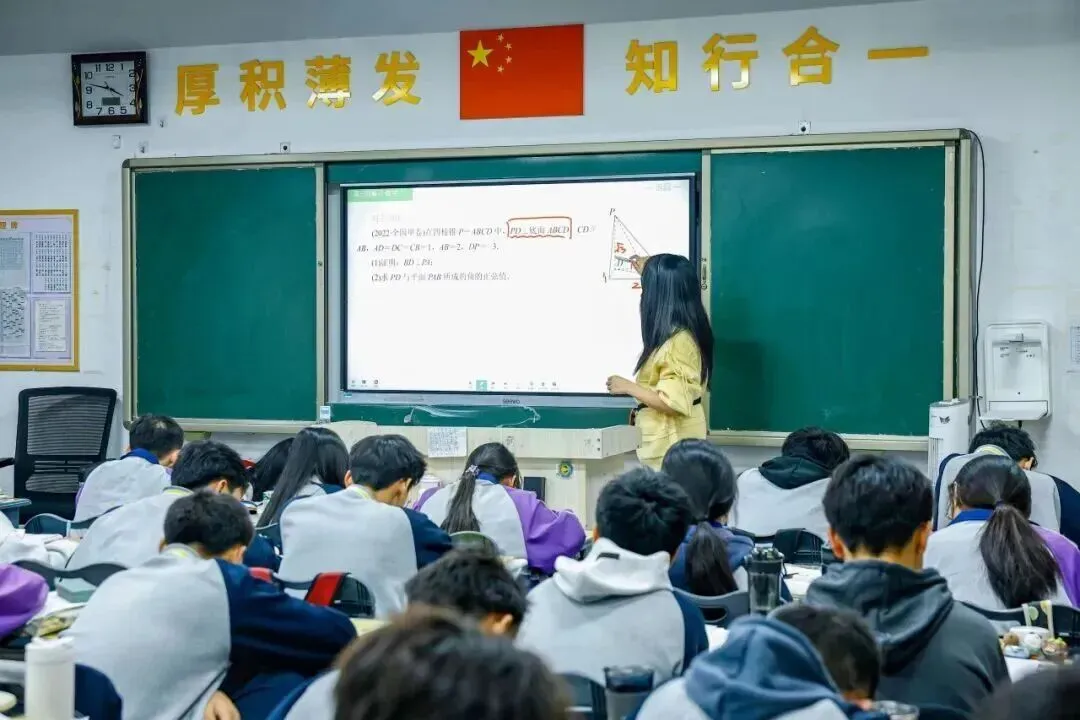 中考加油,静待少年凯歌旋——丰城厚一学校为初三学子中考壮行!-第28张图片-四季读书网
