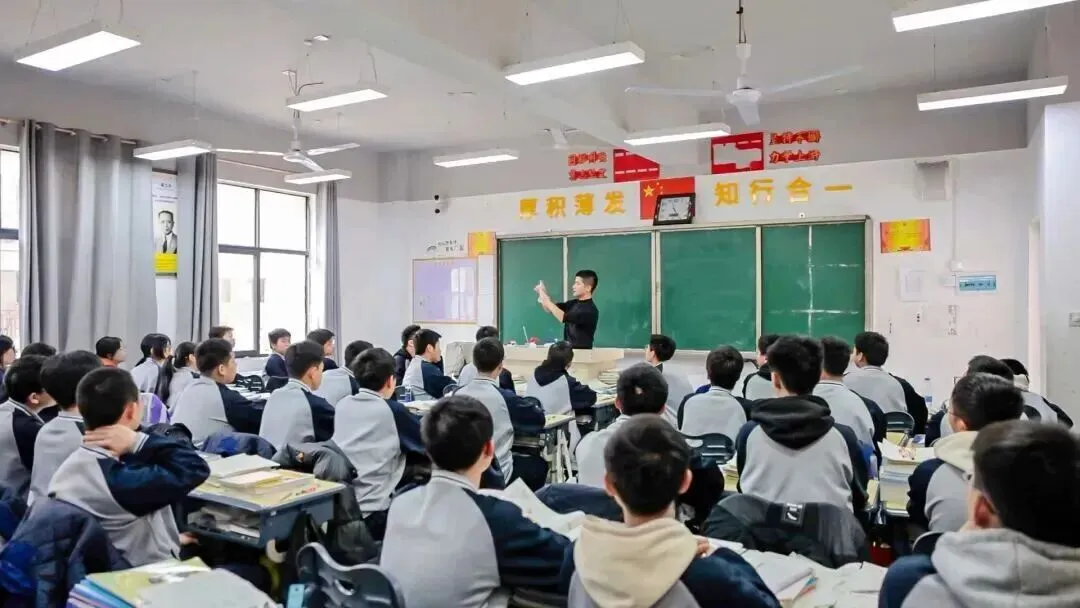 中考加油,静待少年凯歌旋——丰城厚一学校为初三学子中考壮行!-第31张图片-四季读书网