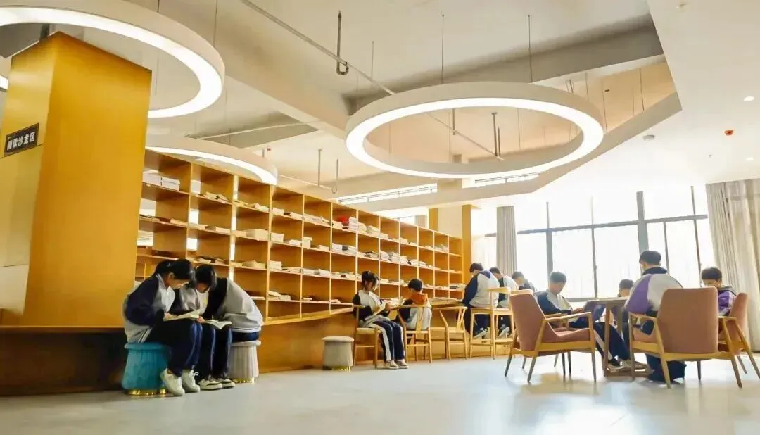 中考加油,静待少年凯歌旋——丰城厚一学校为初三学子中考壮行!-第39张图片-四季读书网