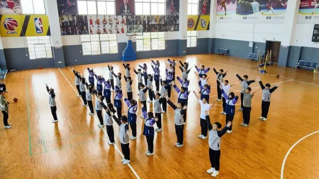中考加油,静待少年凯歌旋——丰城厚一学校为初三学子中考壮行!-第42张图片-四季读书网
