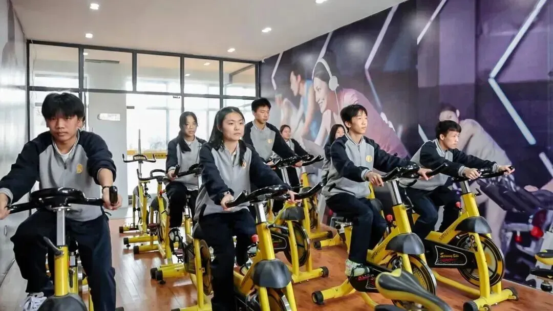中考加油,静待少年凯歌旋——丰城厚一学校为初三学子中考壮行!-第43张图片-四季读书网