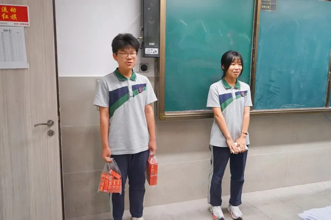 少年无畏,顶峰相会:天成学子,中考加油!-第27张图片-四季读书网 少年无畏,顶峰相会:天成学子,中考加油!-第27张图片-四季读书网