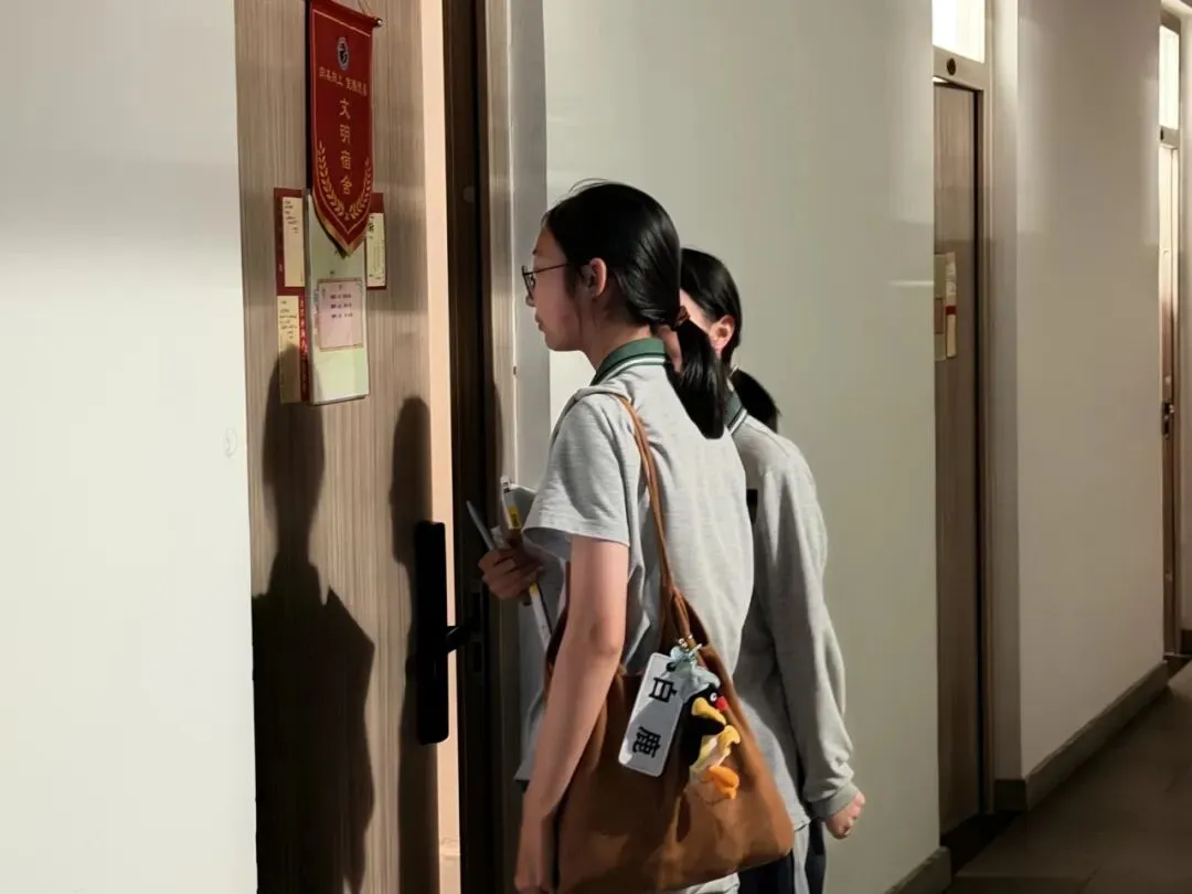 少年无畏,顶峰相会:天成学子,中考加油!-第33张图片-四季读书网 少年无畏,顶峰相会:天成学子,中考加油!-第33张图片-四季读书网
