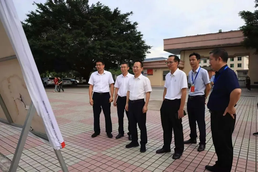 杨有谷:用心用情做好服务保障 确保中考安全平稳有序-第4张图片-四季读书网 杨有谷:用心用情做好服务保障 确保中考安全平稳有序-第4张图片-四季读书网