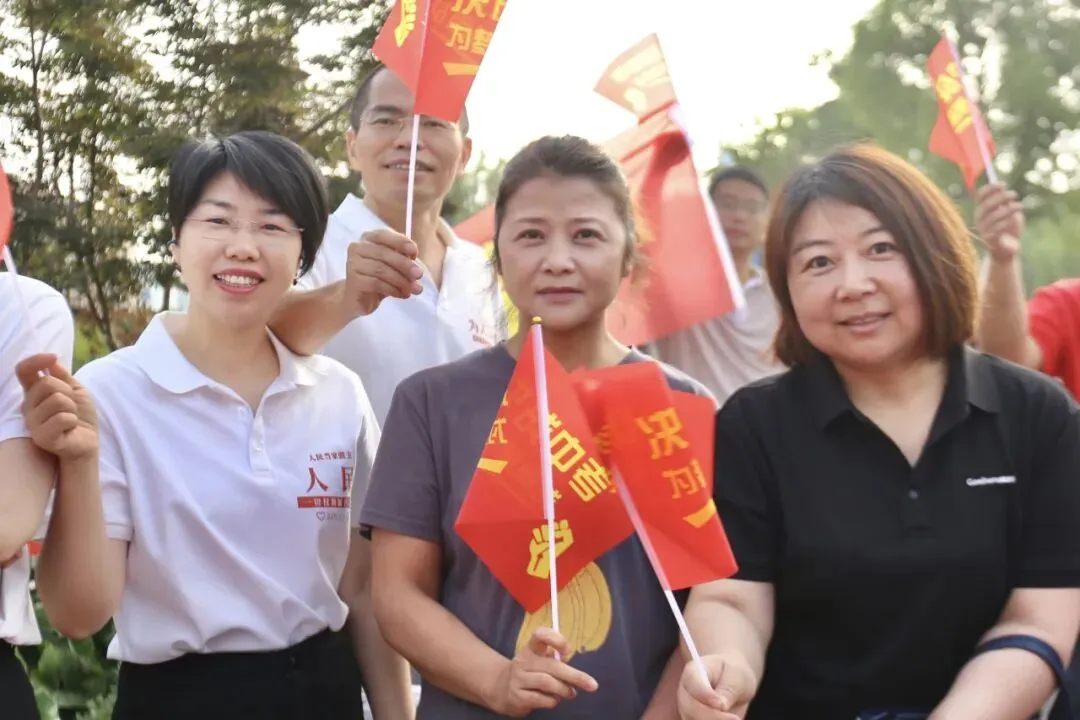 中考首日|每一笔,都是自己的光-第26张图片-四季读书网 中考首日|每一笔,都是自己的光-第26张图片-四季读书网