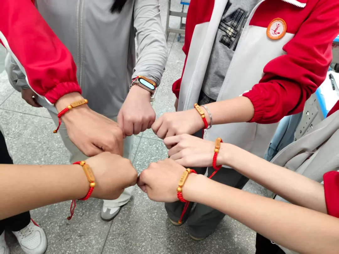 中考首日,钢中学子加油!-第20张图片-四季读书网 中考首日,钢中学子加油!-第20张图片-四季读书网
