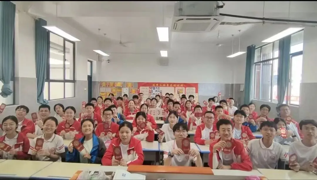 中考首日,钢中学子加油!-第23张图片-四季读书网 中考首日,钢中学子加油!-第23张图片-四季读书网