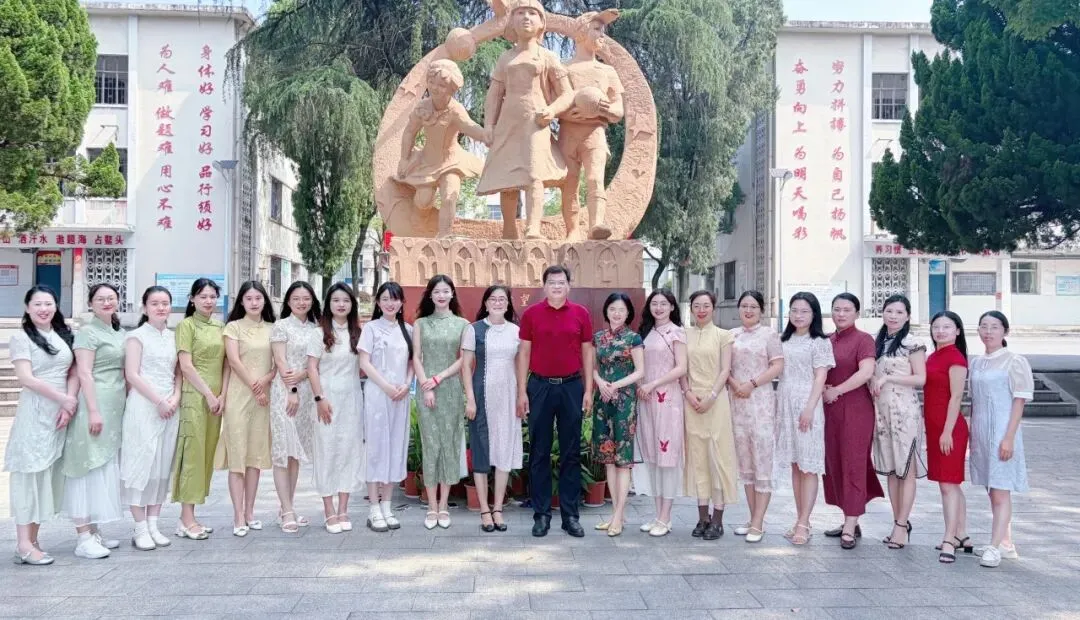 中考首日,钢中学子加油!-第34张图片-四季读书网 中考首日,钢中学子加油!-第34张图片-四季读书网