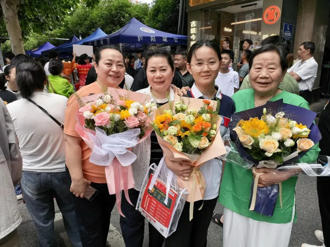中考收官!庐阳学子,迎风启航-第3张图片-四季读书网 中考收官!庐阳学子,迎风启航-第3张图片-四季读书网